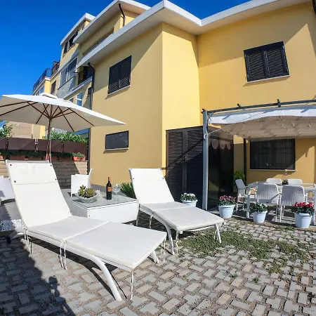 Casa Omilana *